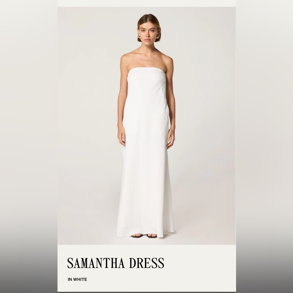 White Strapless Sleeveless Bridal Gown